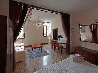 Pensjonat Le Repubbliche Marinare 2*